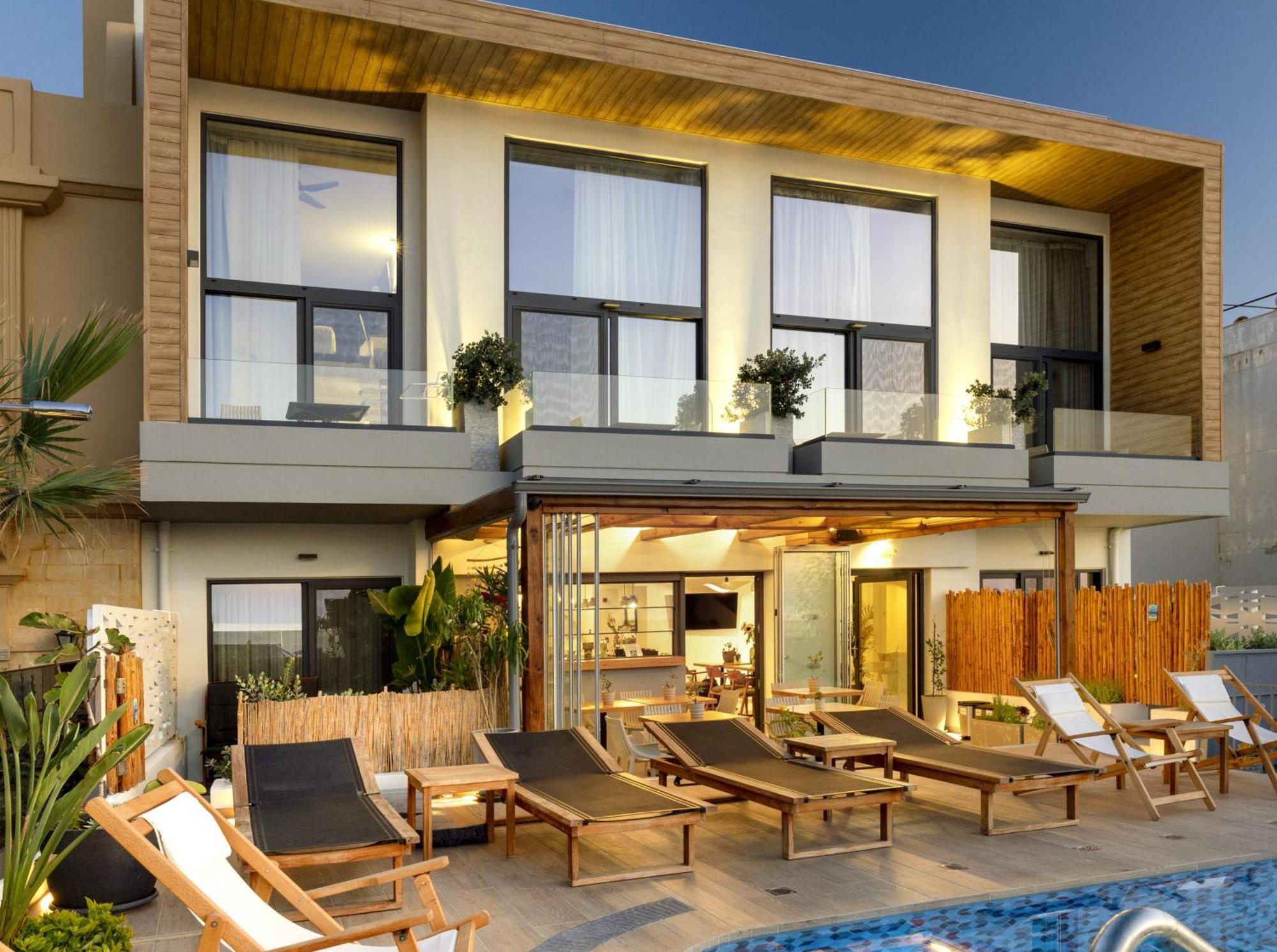 Calla Luxury Seafront Suites Rethymno  ภายนอก รูปภาพ