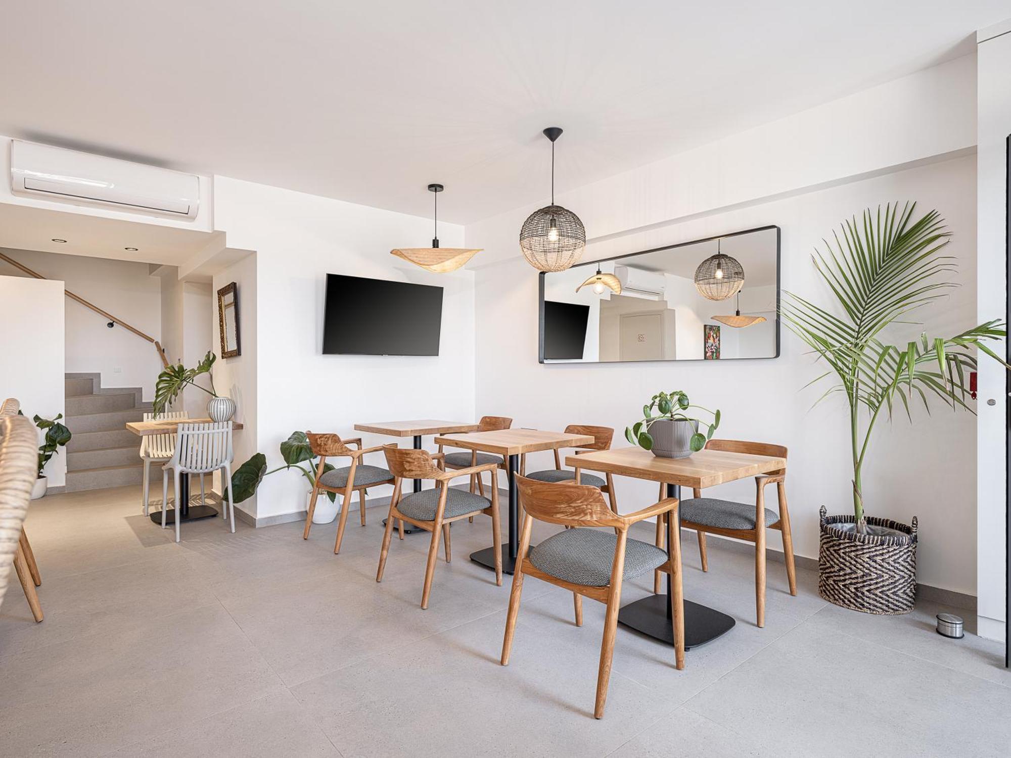Calla Luxury Seafront Suites Rethymno  ภายนอก รูปภาพ