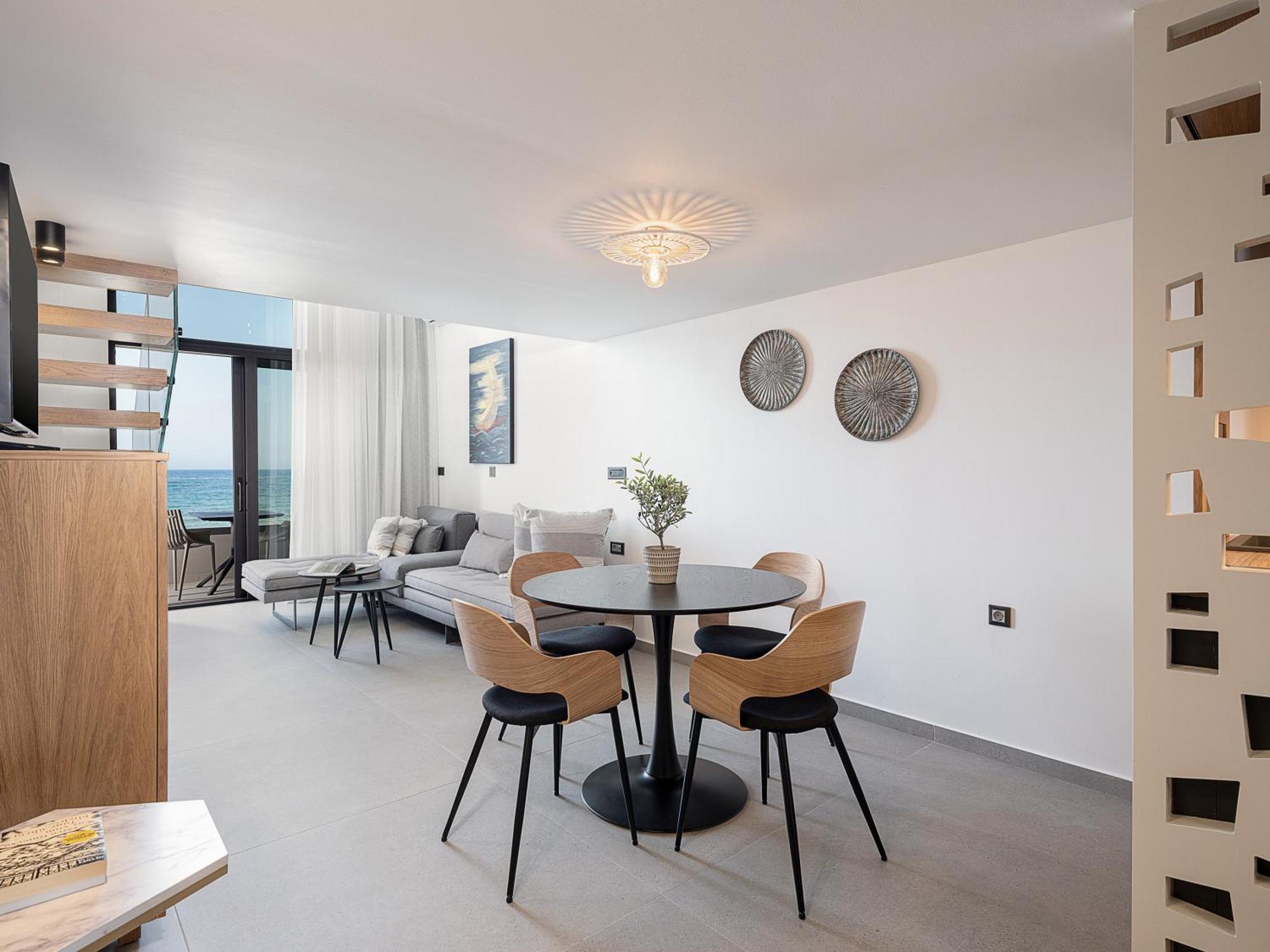 Calla Luxury Seafront Suites Rethymno  ภายนอก รูปภาพ