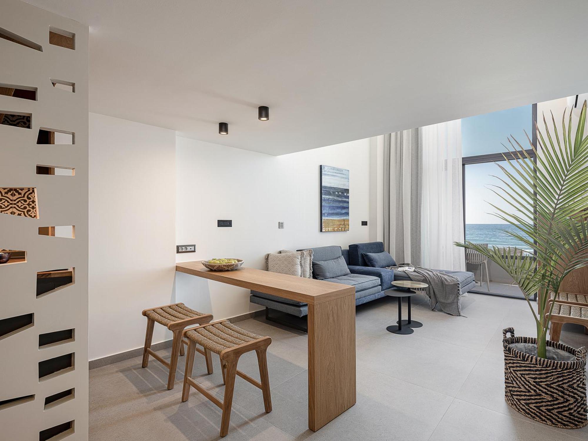 Calla Luxury Seafront Suites Rethymno  ภายนอก รูปภาพ